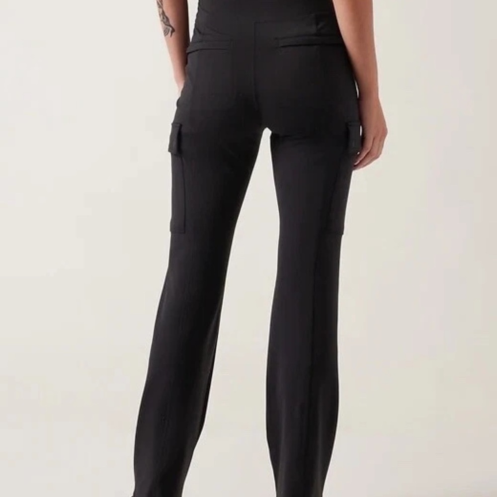 Athleta Delancey Straight Cargo Pant Black S Petite SP